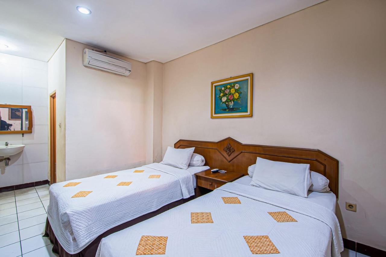 Hotel Mutiara Indah Dempasar Exterior foto
